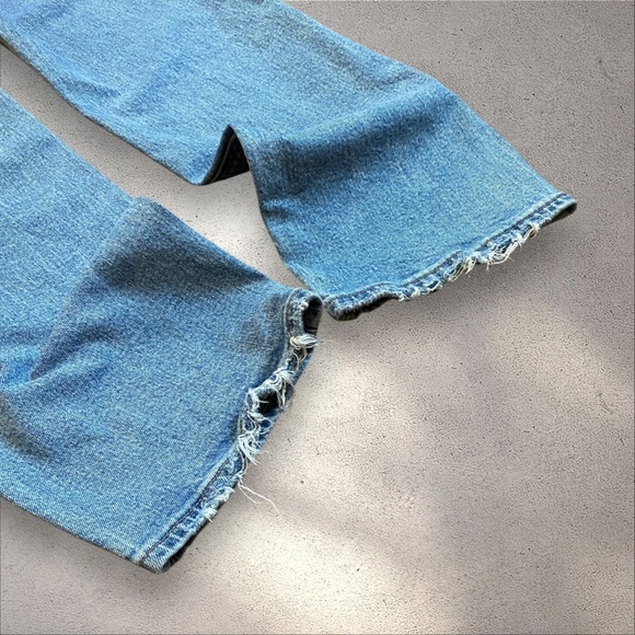 !! SOLD DO NOT BUY !! American Eagle Oufitters Mid Rise "Stove Pipe" Jeans - Picture 5 of 5